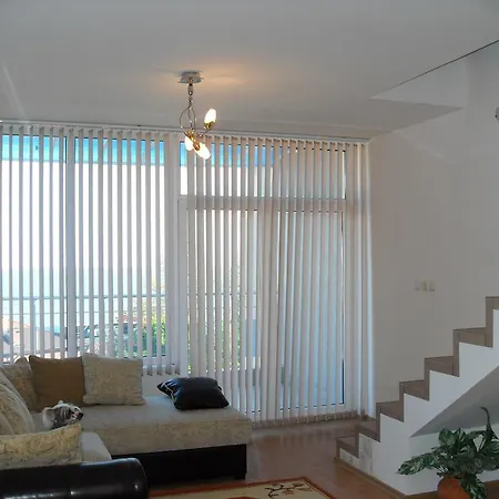 Oasis 30 D Ravda